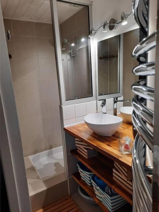 A 10 Minutes De La Plage, Charmant Studio De 25 M² Marseille Bagian luar foto
